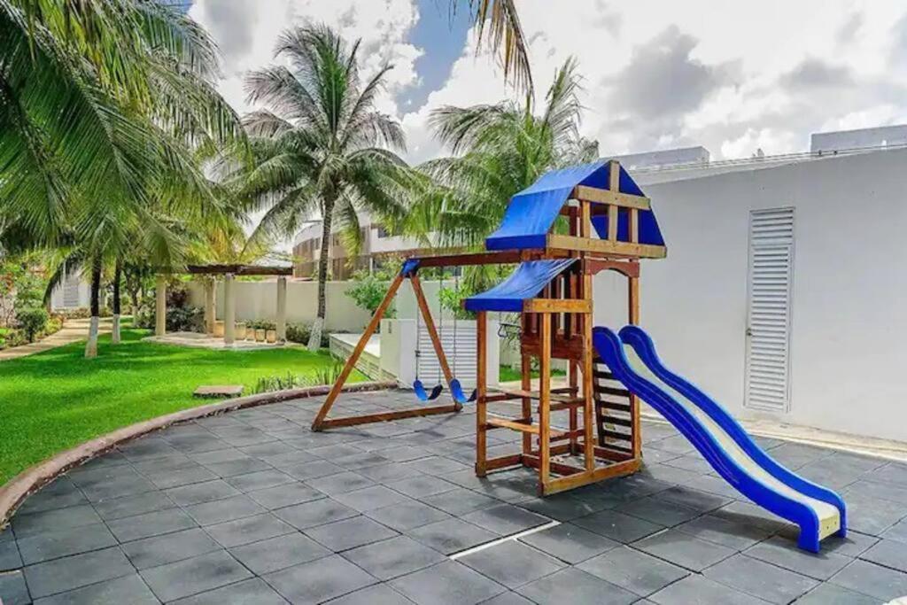 Home & Office Cancun Pool Exterior foto